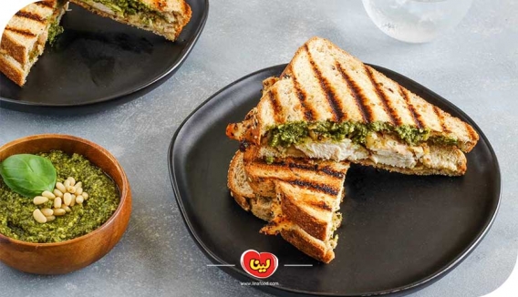 طرز تهیه پنینی مرغ و رزماری برای ماه رمضان