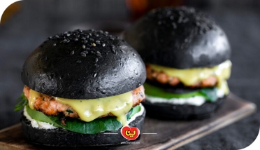 طرز تهیه همبرگر زغالی به روش خانگی
